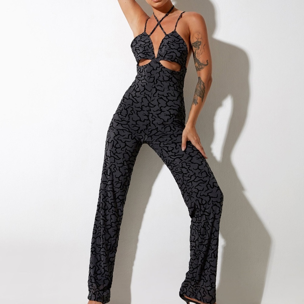 TRUBI JUMPSUIT - by Motel